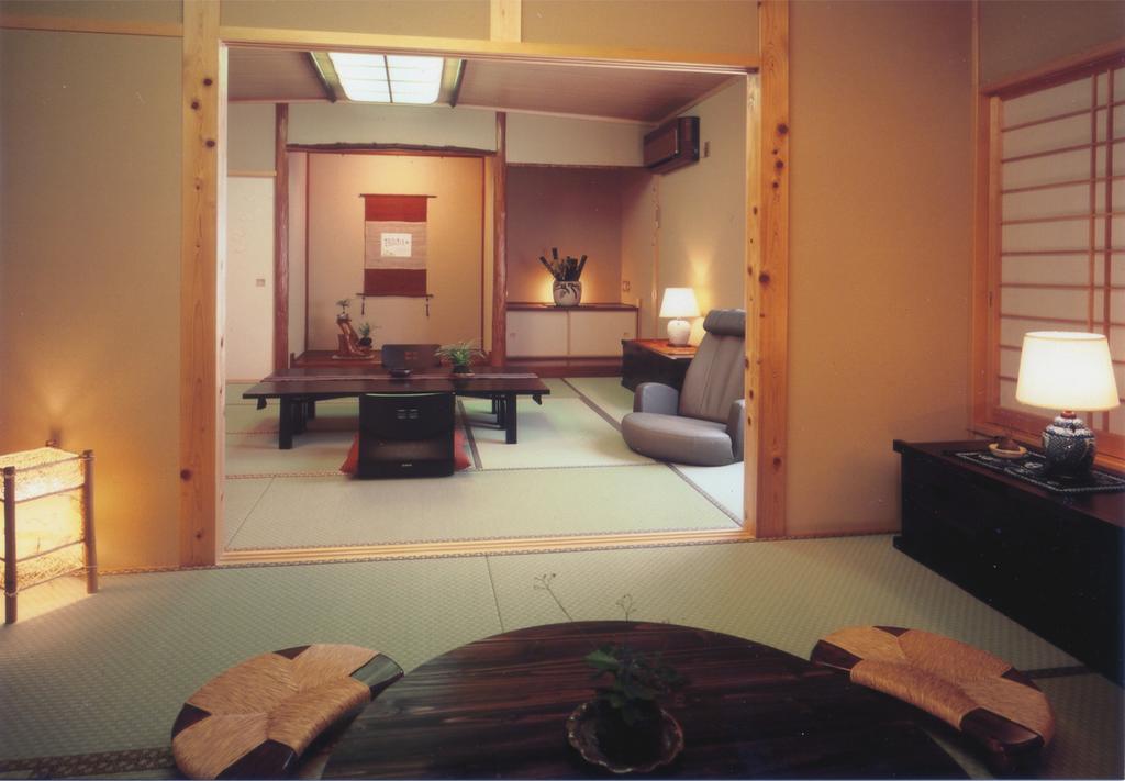 Hotel Kawana Kimitsu Zewnętrze zdjęcie